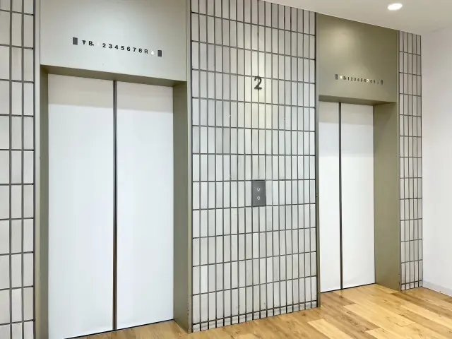 OR回路の身近な例:エレベーターの呼び出しボタン